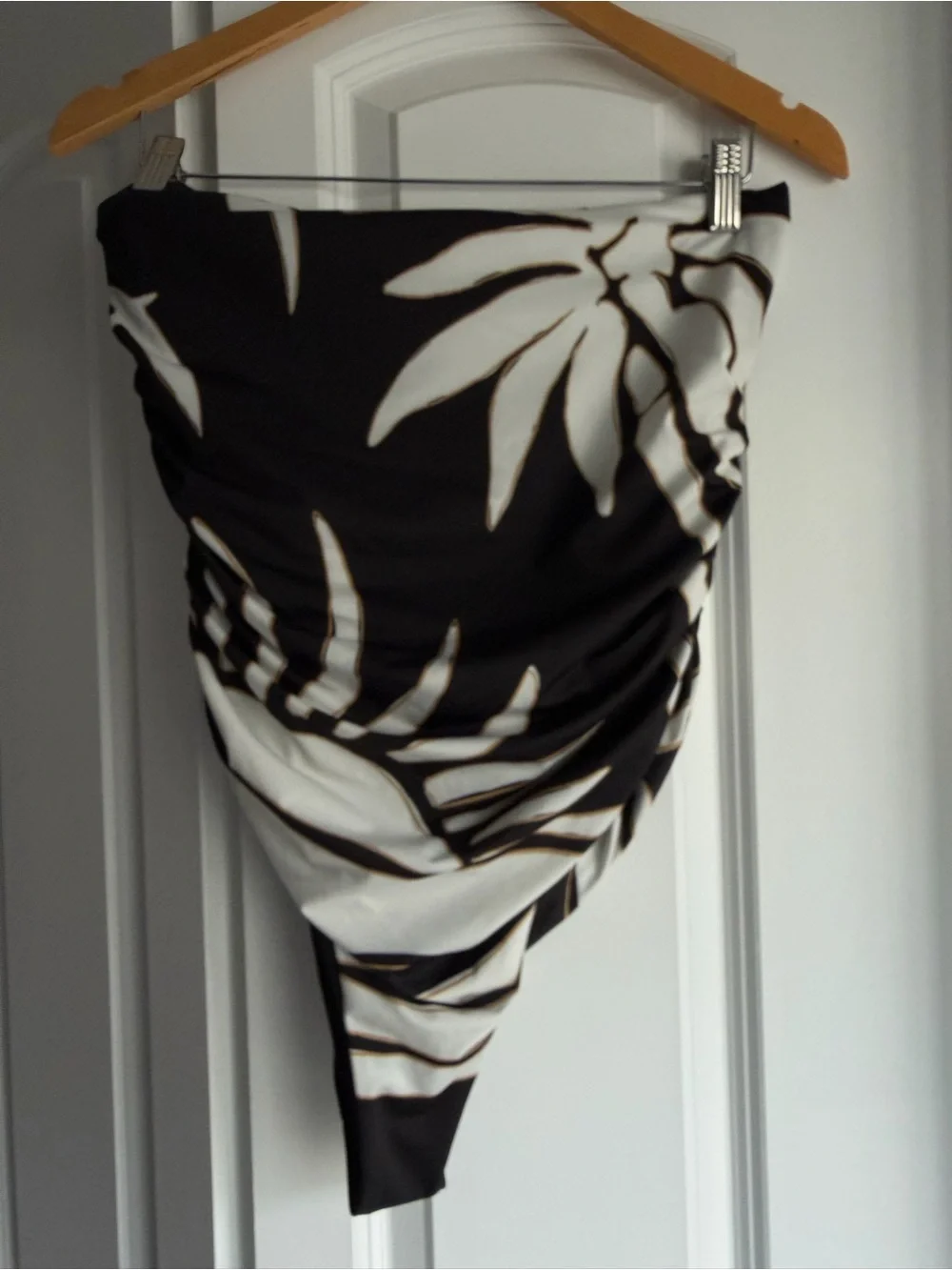 Cala de la Cruz x Anthropologie Giocomo Black & White Tropical Print Swimsuit